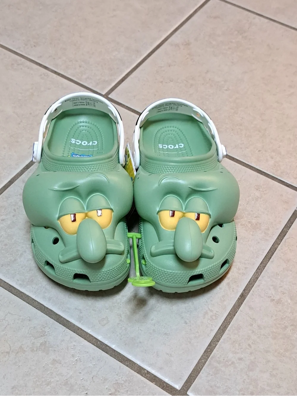 Crocs - SpongeBob SquarePants x Classic Clog 'Squidward' - Women's size 8